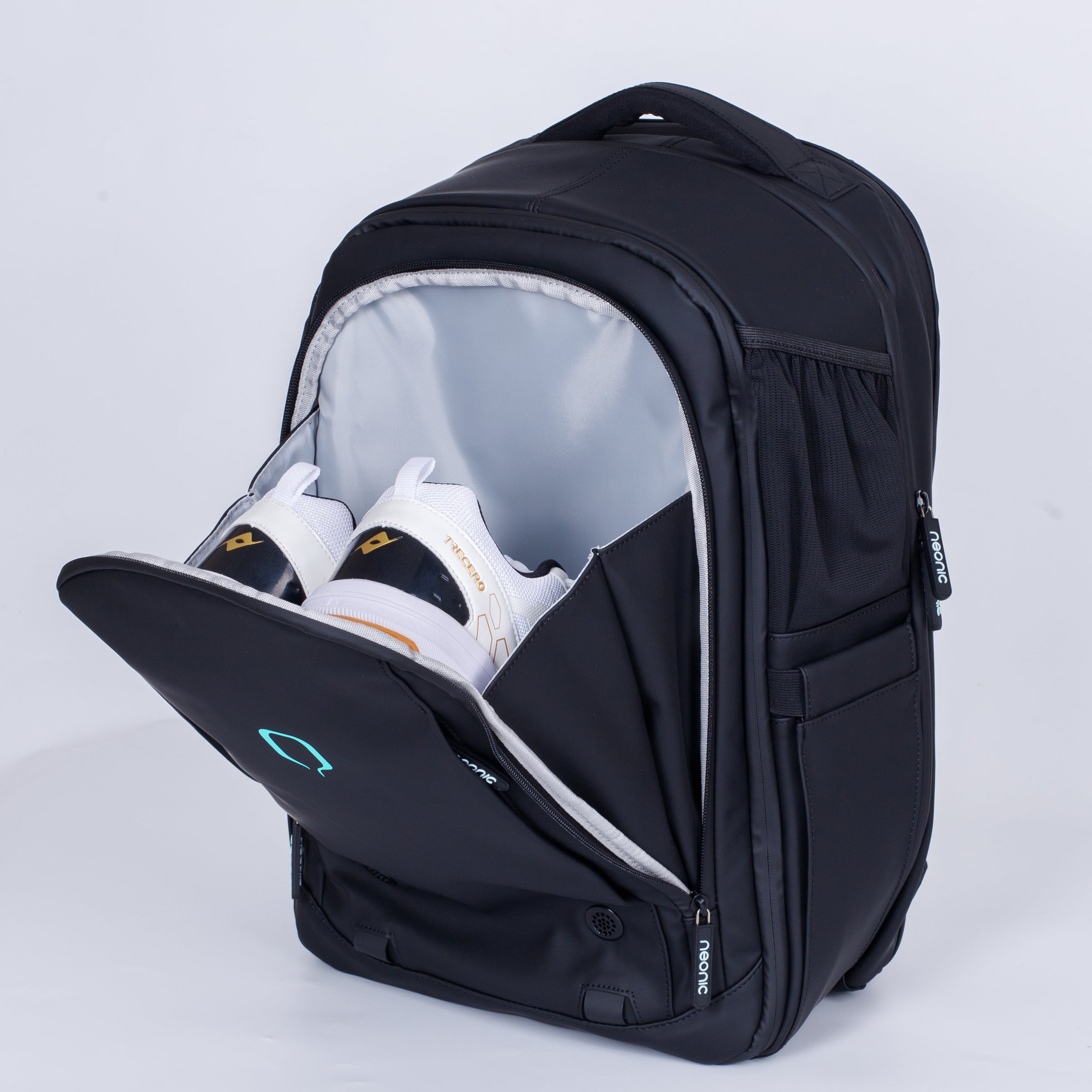 pickleball backpack with shoe compartment