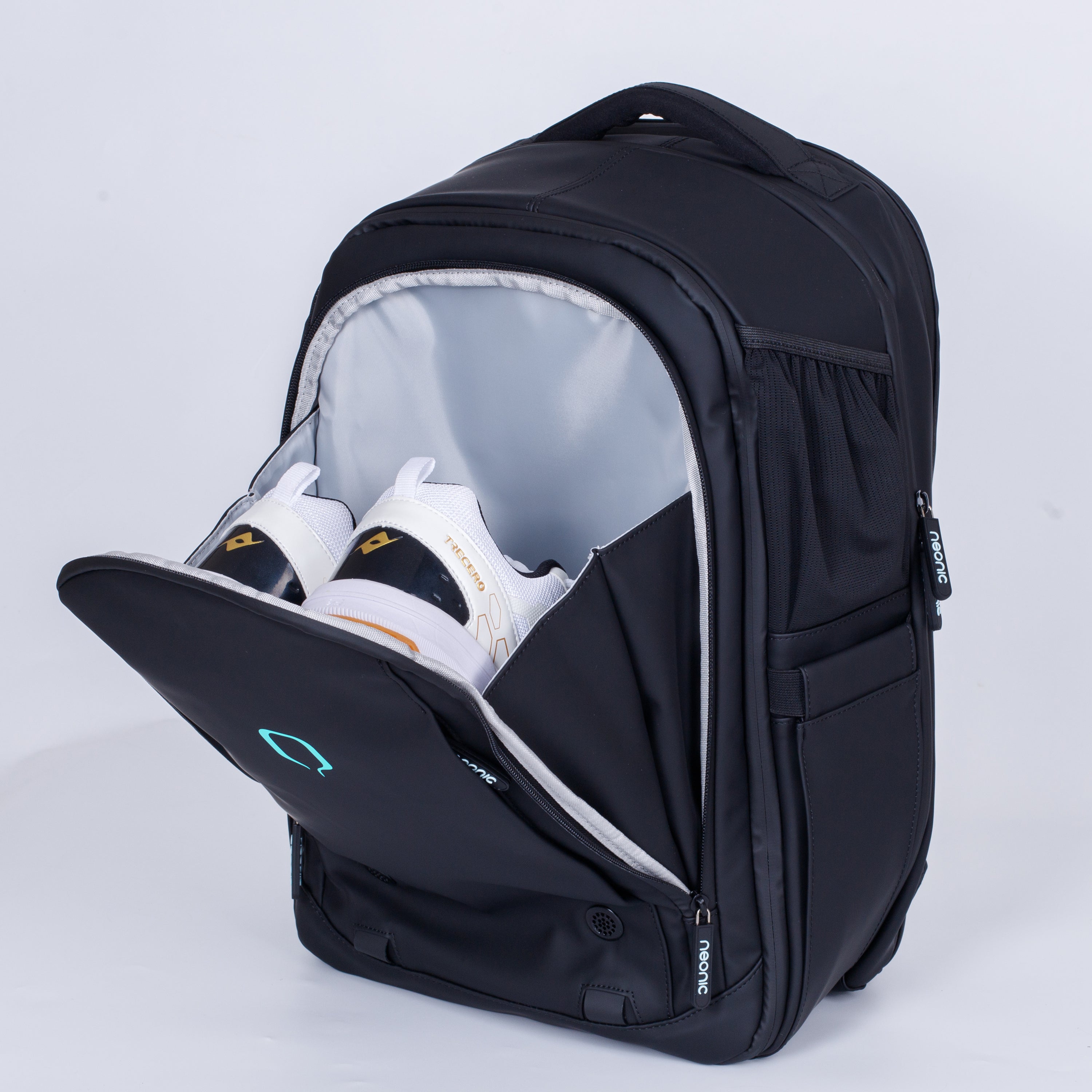 pickleball backpack with shoe compartment